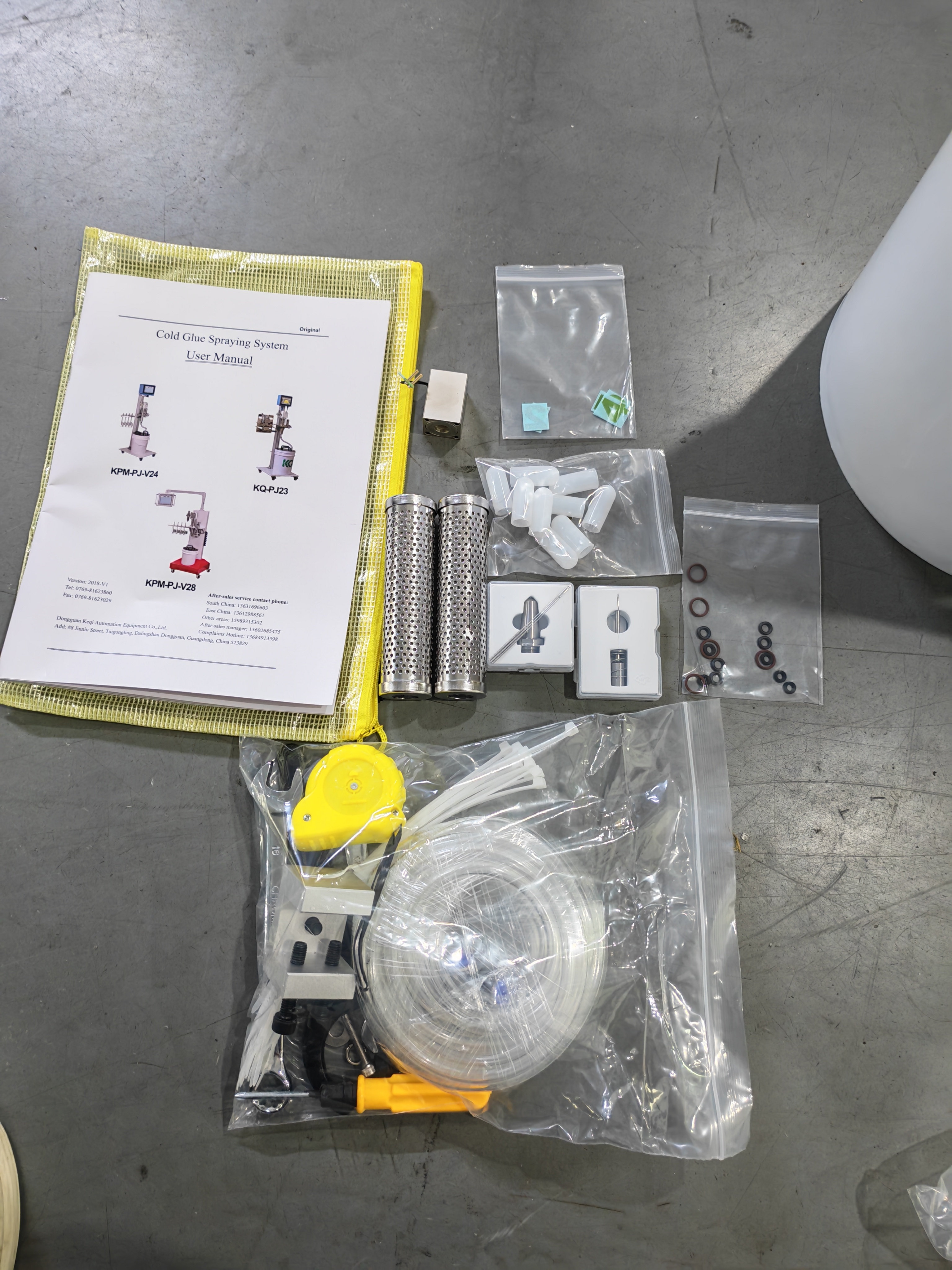 Pe&ccedil;as de reposi&ccedil;&atilde;o e kit de manuten&ccedil;&atilde;o para sistema de aplica&ccedil;&atilde;o de cola fria