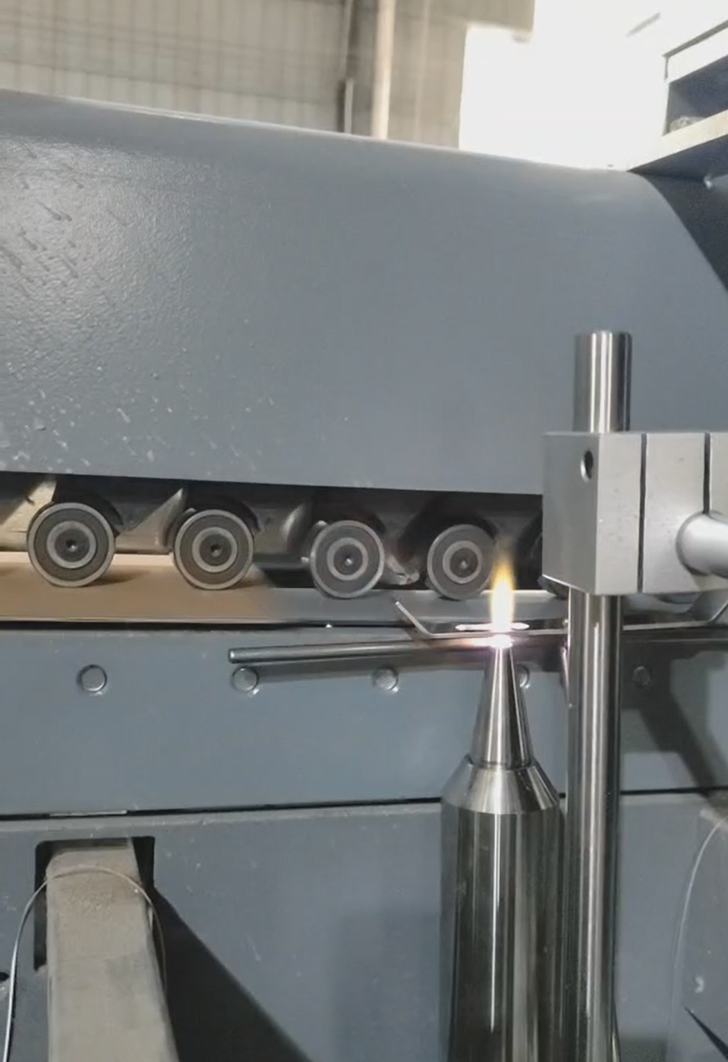 Estudo de caso: Tratamento de superfície de plasma antes da aplicação de cola em rodas para embalagens de alimentos